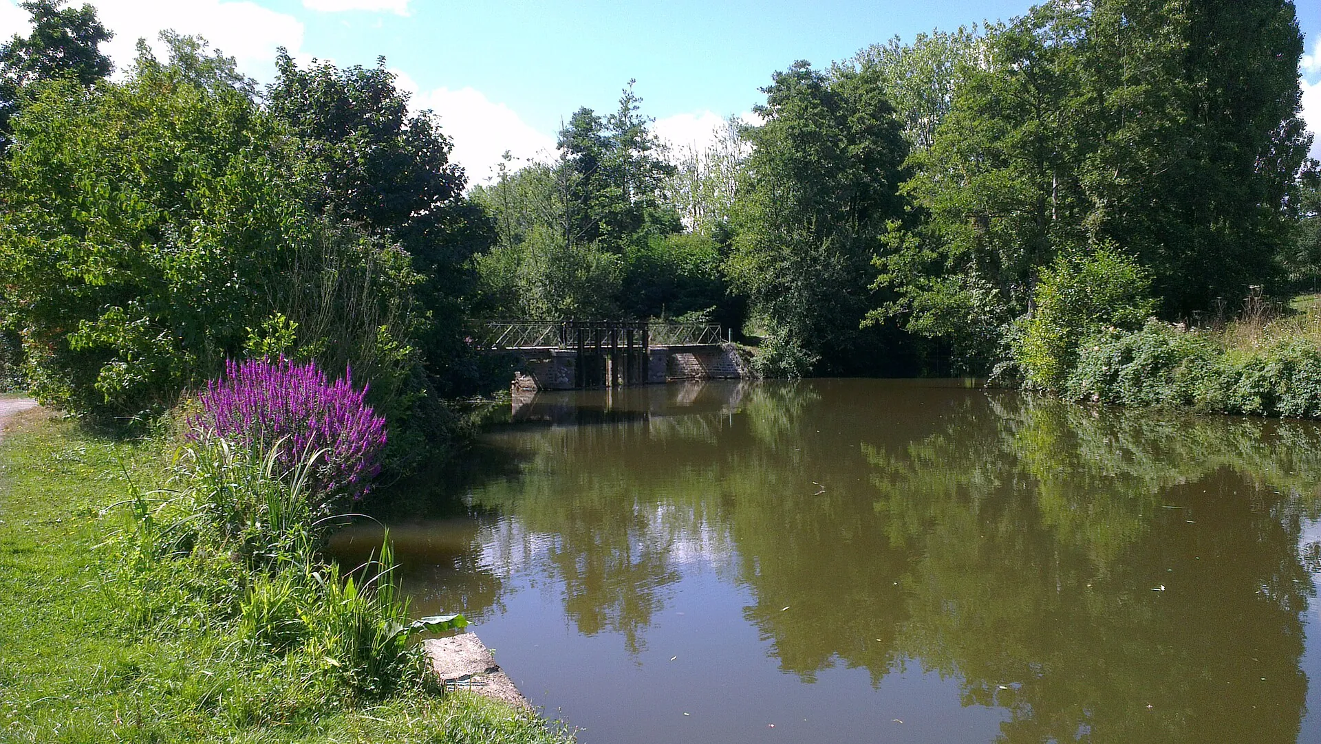 Betton, bords de l'Illet, commune résidentielle au nord de Rennes, Ille-et-Vilaine