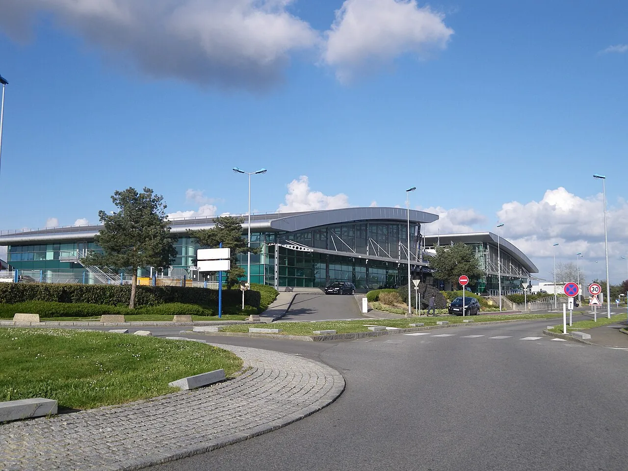 Saint-Jacques-de-la-Lande, commune proche de l'aéroport de Rennes, métropole rennaise